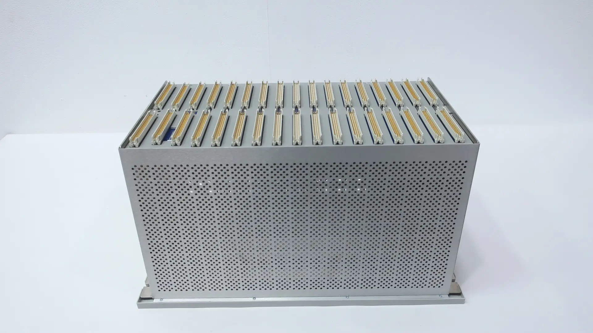 Produktfoto 1 von BENTLY NEVADA 3500/05-01-02-01-00-00
