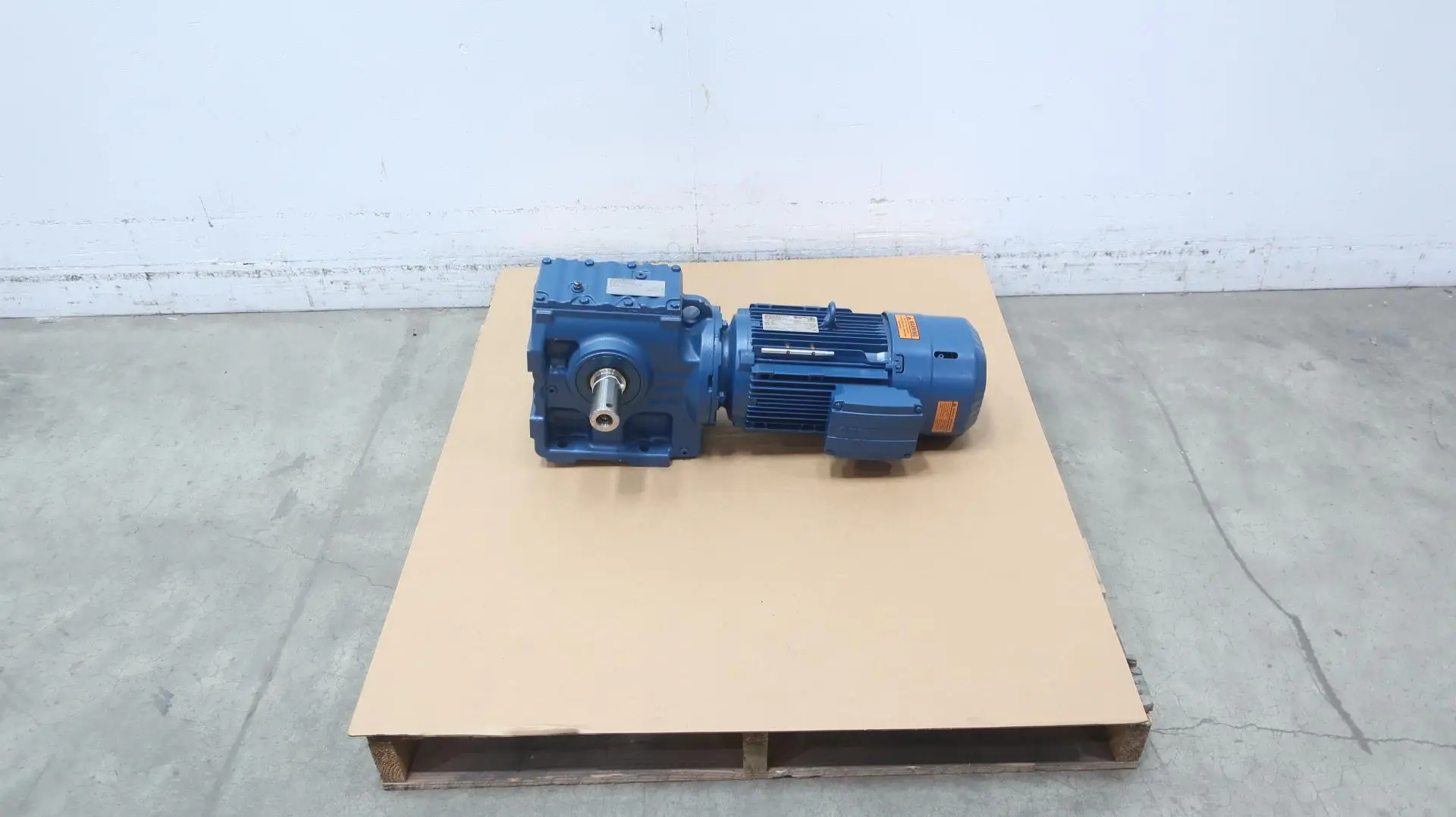 Produktfoto 1 von SEW EURODRIVE S77 DRN100LM4/BE5HF