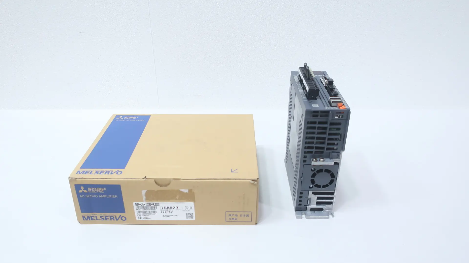 Produktfoto 1 von MITSUBISHI MR-J4-100B-RJ020