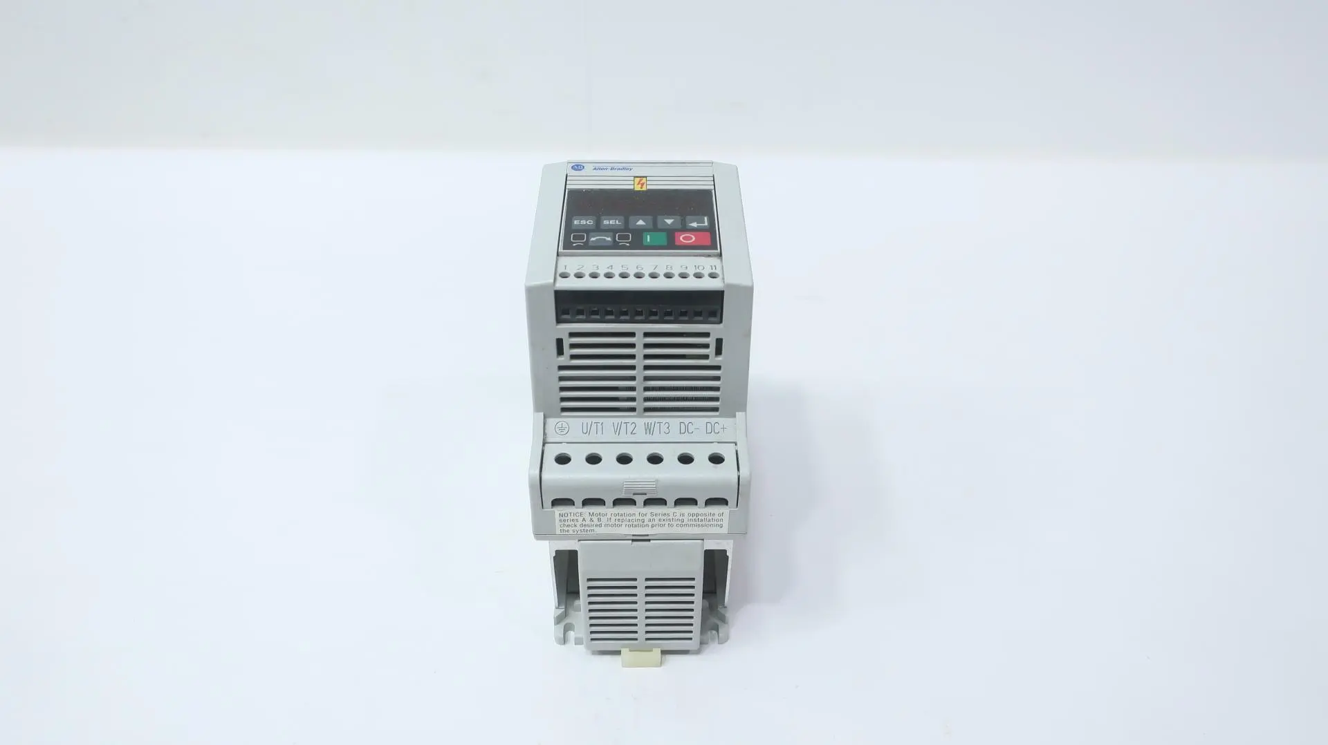 Produktfoto 1 von ALLEN BRADLEY 160-BA03NSF1P1