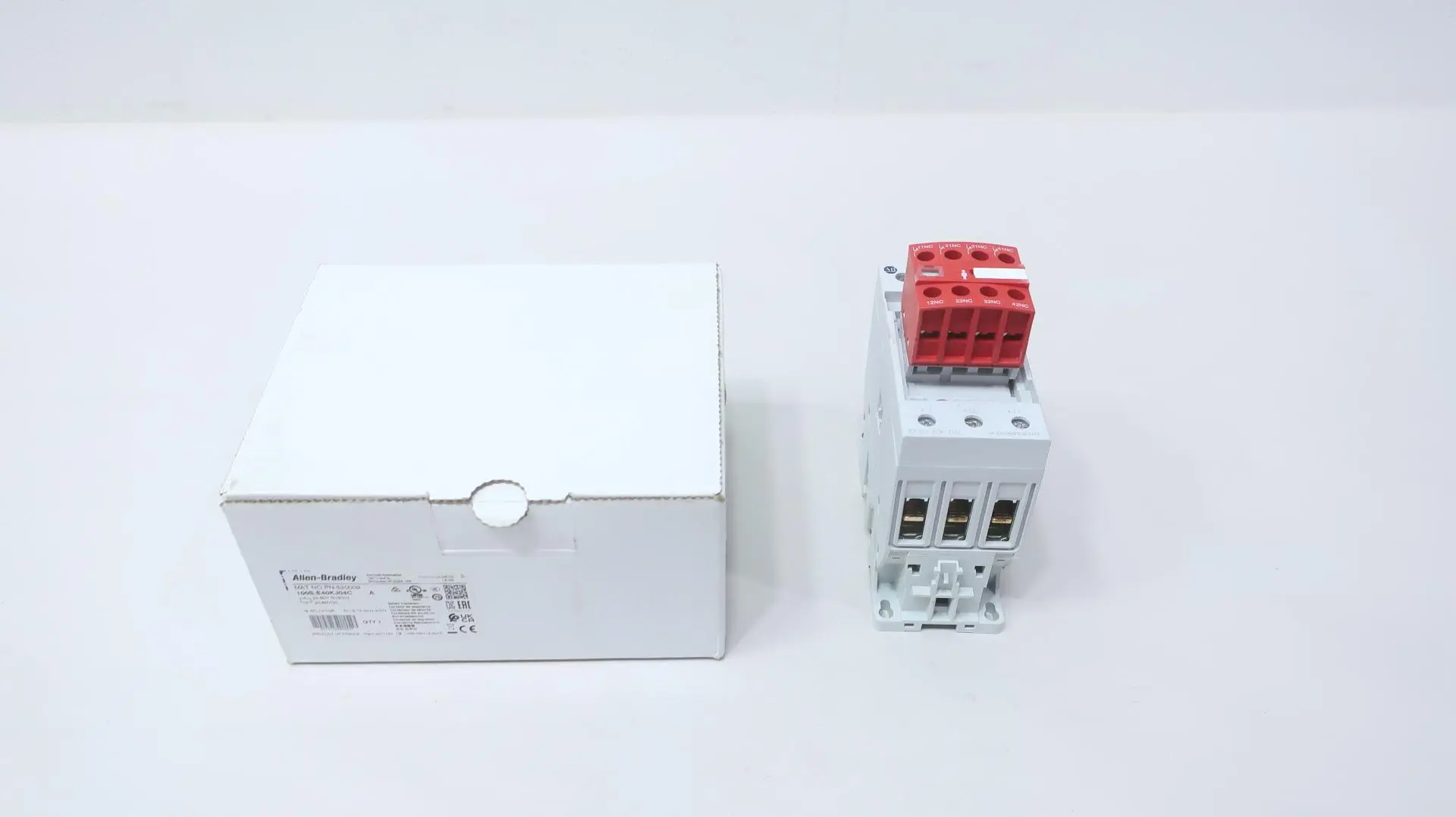Produktfoto 1 von ALLEN BRADLEY 100S-E40KJ04C