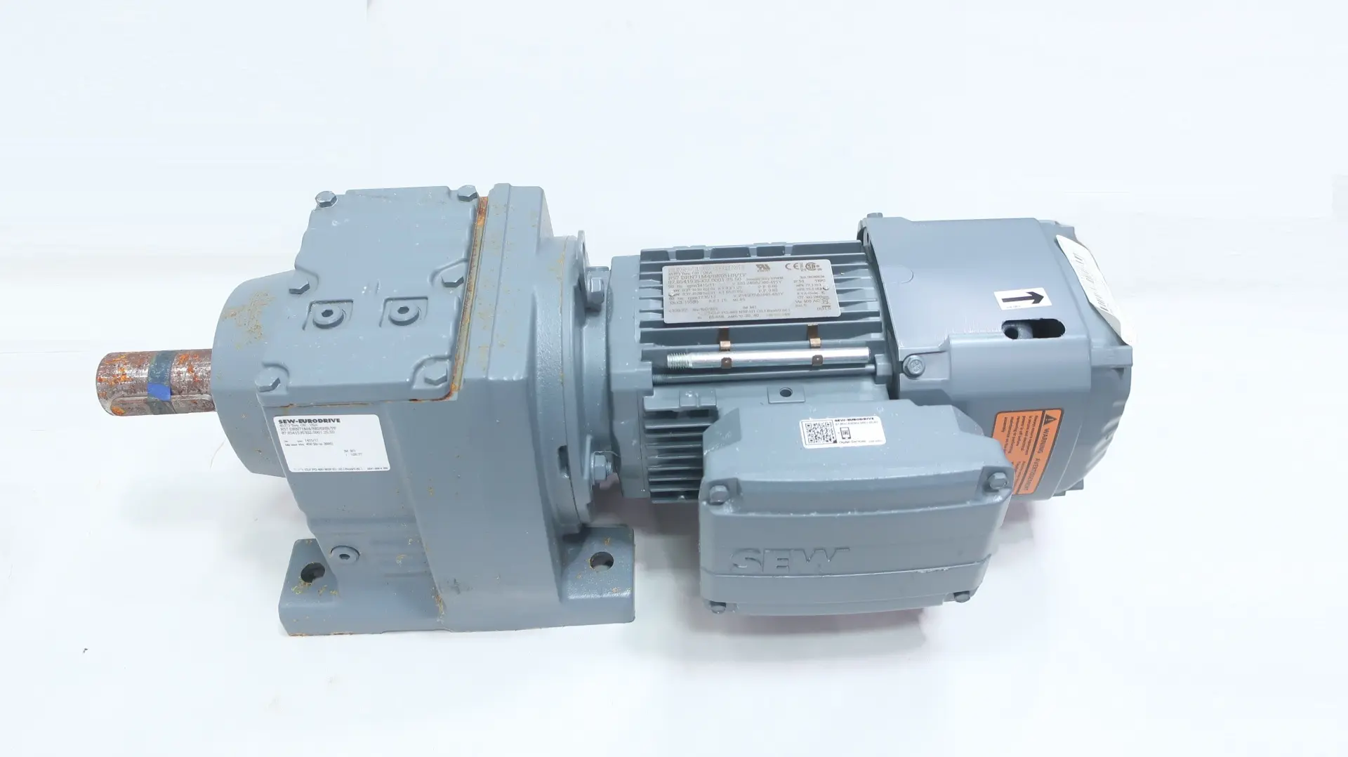 Produktfoto 1 von SEW EURODRIVE R57 DRN71M4/BE05HR/TF