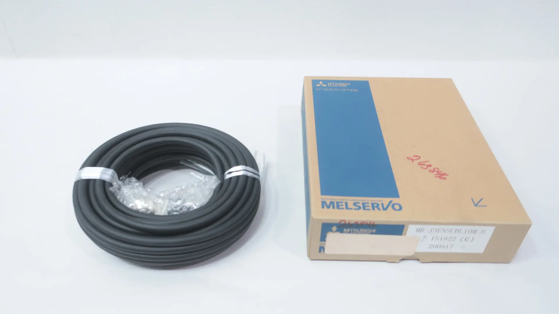 Produktfoto 1 von MITSUBISHI MR-J3ENSCBL10M-H