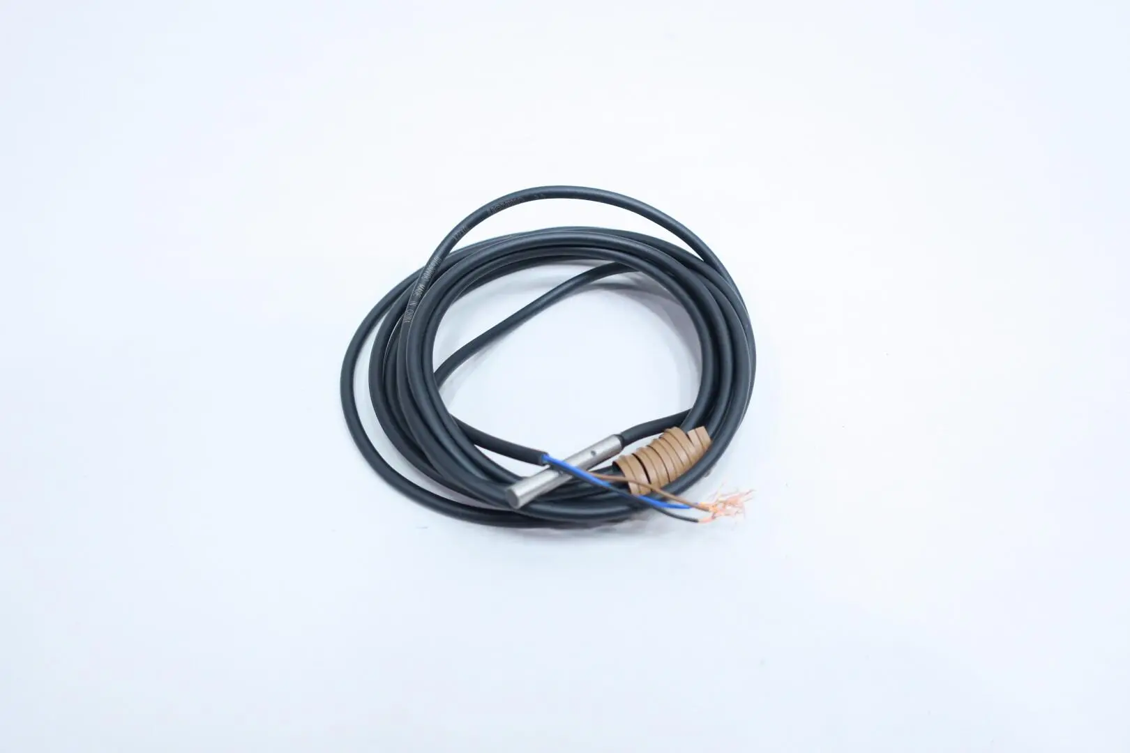 Produktfoto 1 von OMRON E2E-C04S12-WC-B1