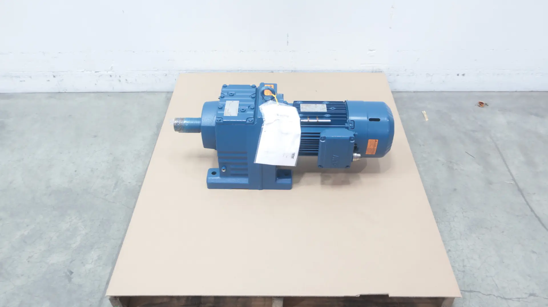 Produktfoto 1 von SEW EURODRIVE R87DRS100M4BE5HR