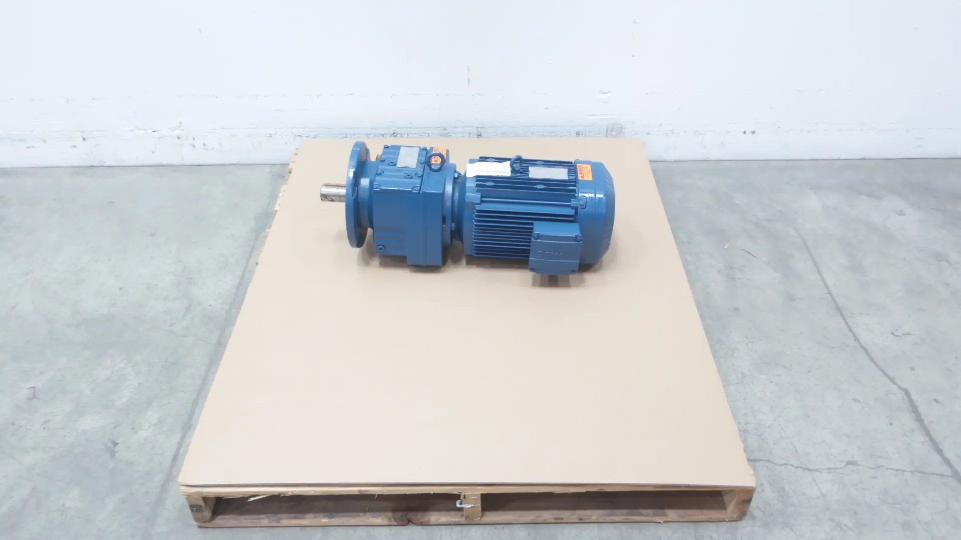Produktfoto 1 von SEW EURODRIVE RF77DRE132S4