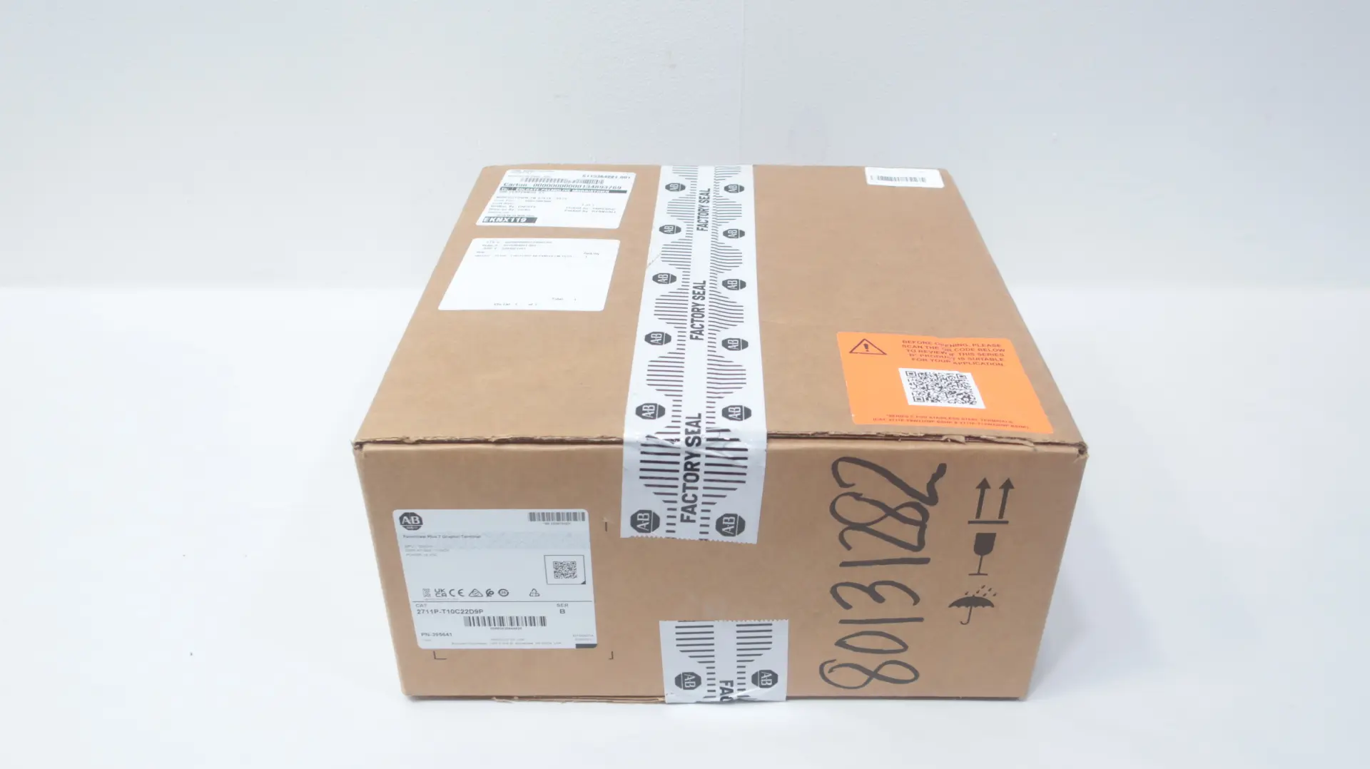 Produktfoto 1 von ALLEN BRADLEY 2711P-T10C22D9P