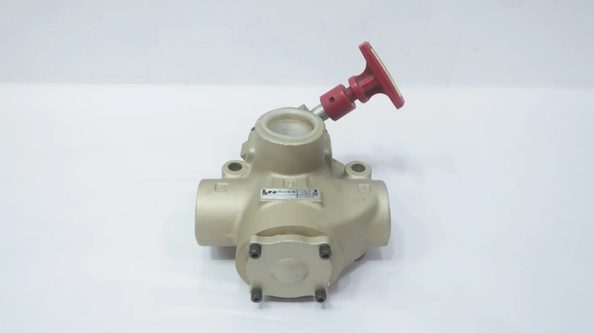 ROSS 2783A8016