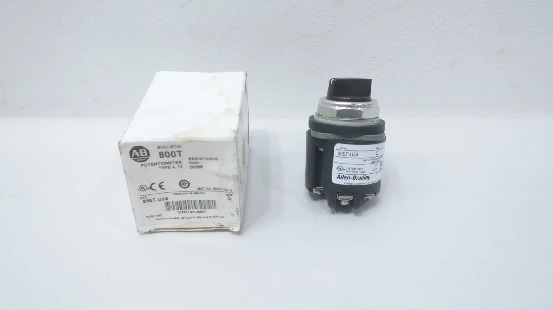 Produktfoto 1 von ALLEN BRADLEY 800T-U24