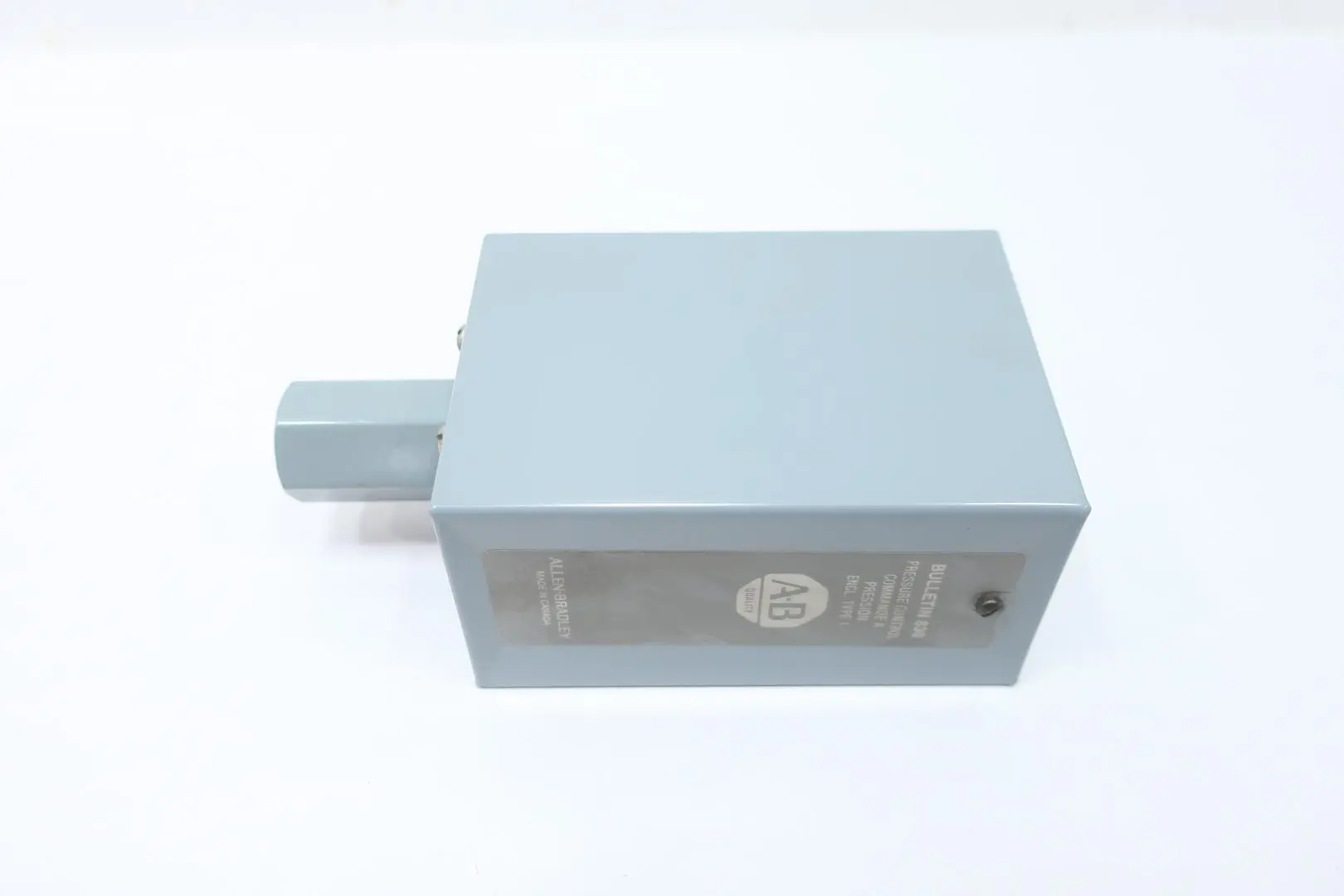 Produktfoto 1 von ALLEN BRADLEY 836-C8A