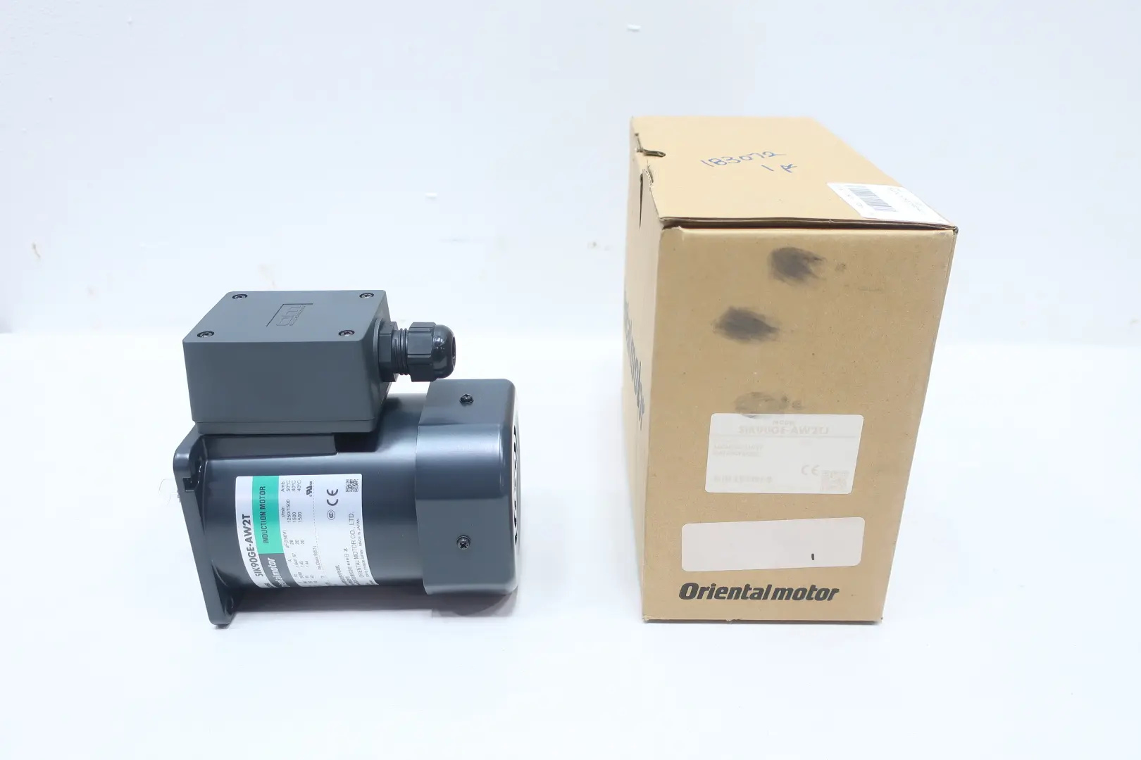 Produktfoto 1 von ORIENTAL MOTOR 5IK90GE-AW2T