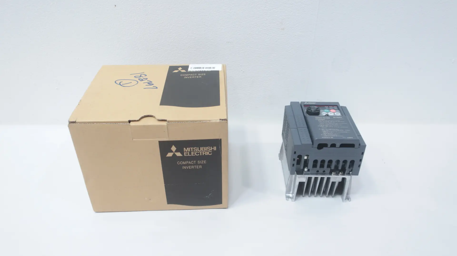 Produktfoto 1 von MITSUBISHI FR-D740-0.75K