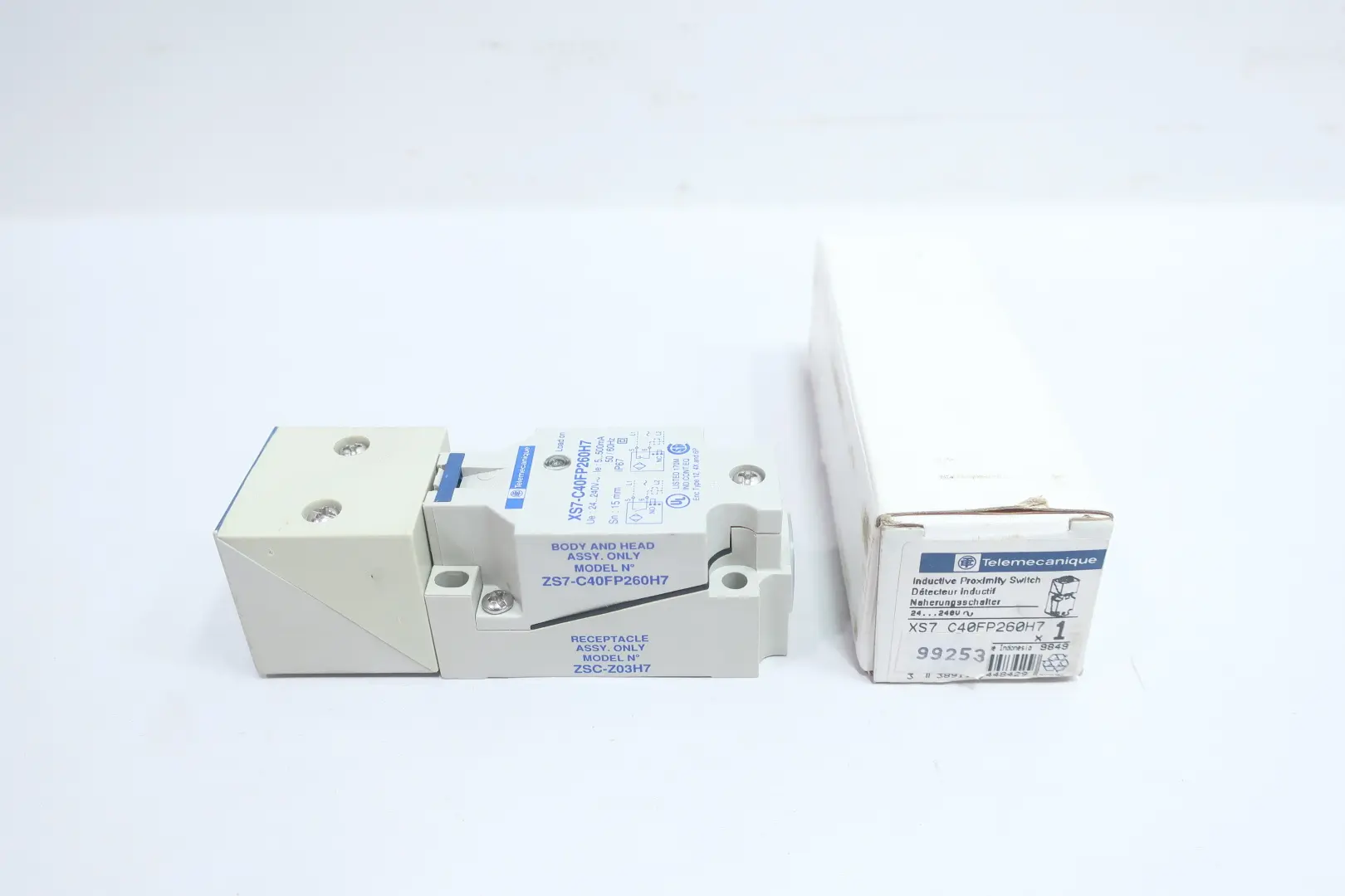 Produktfoto 1 von TELEMECANIQUE XS7-C40FP560H7