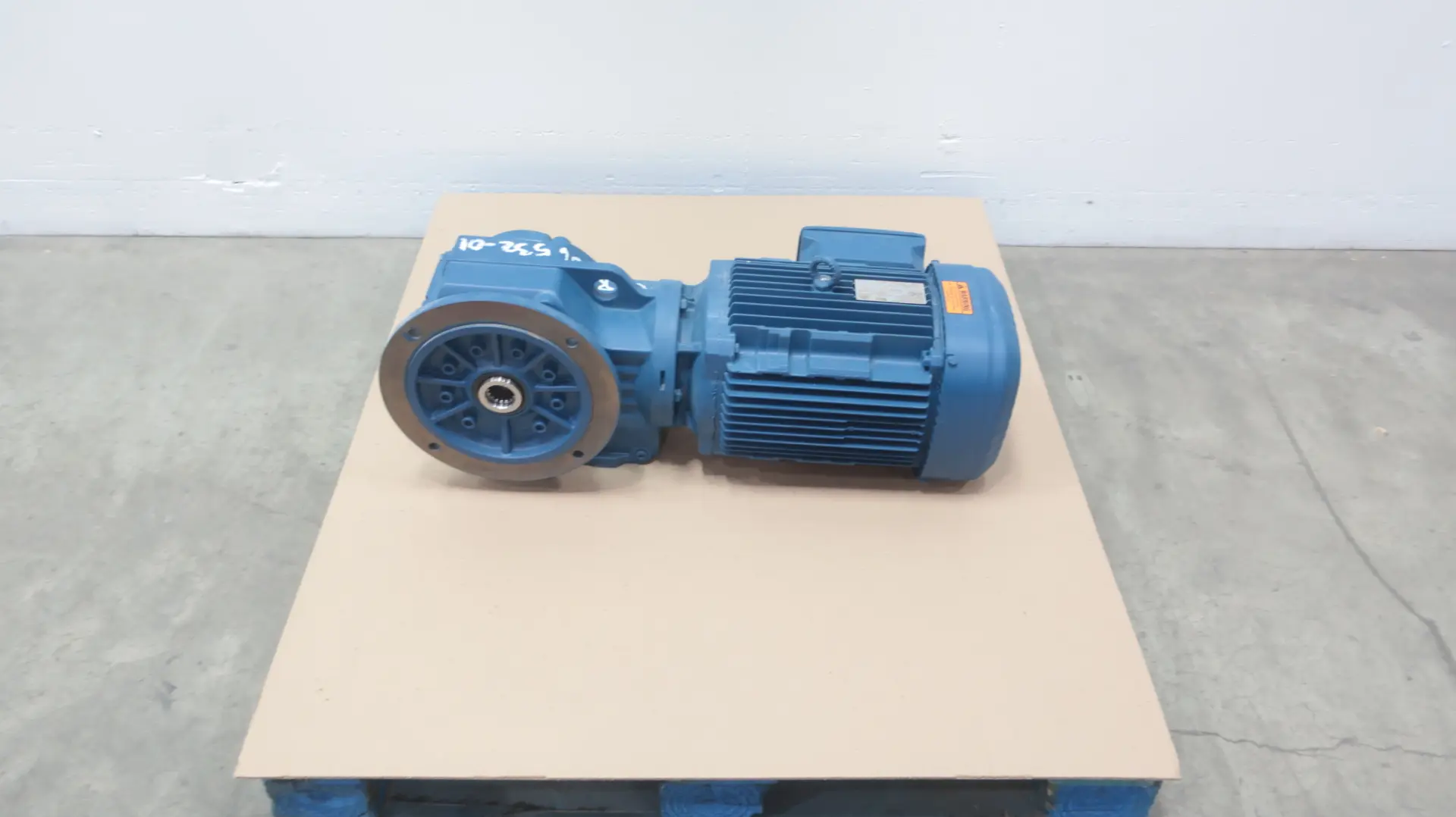 Produktfoto 1 von SEW EURODRIVE KF77 DRN132M4/DH