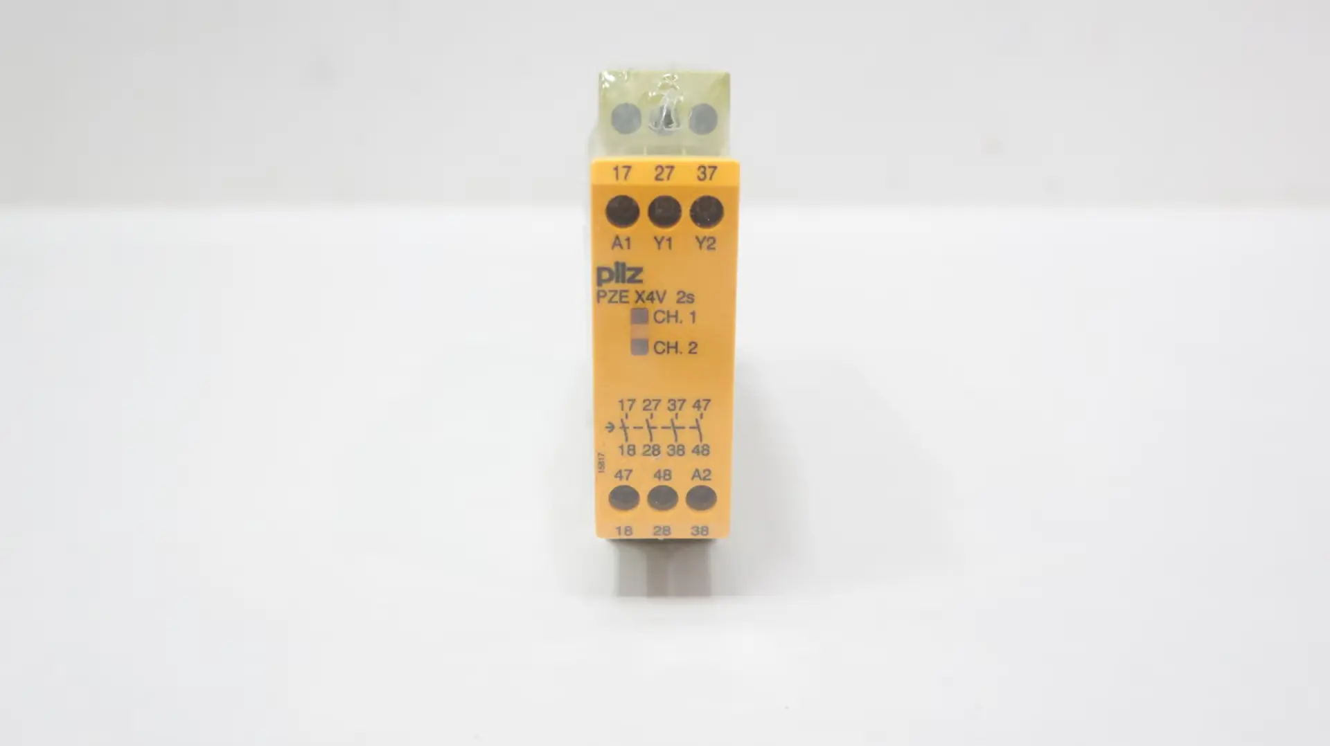 Produktfoto 1 von PILZ PZE X4V 2/24VDC 4N/O FIX