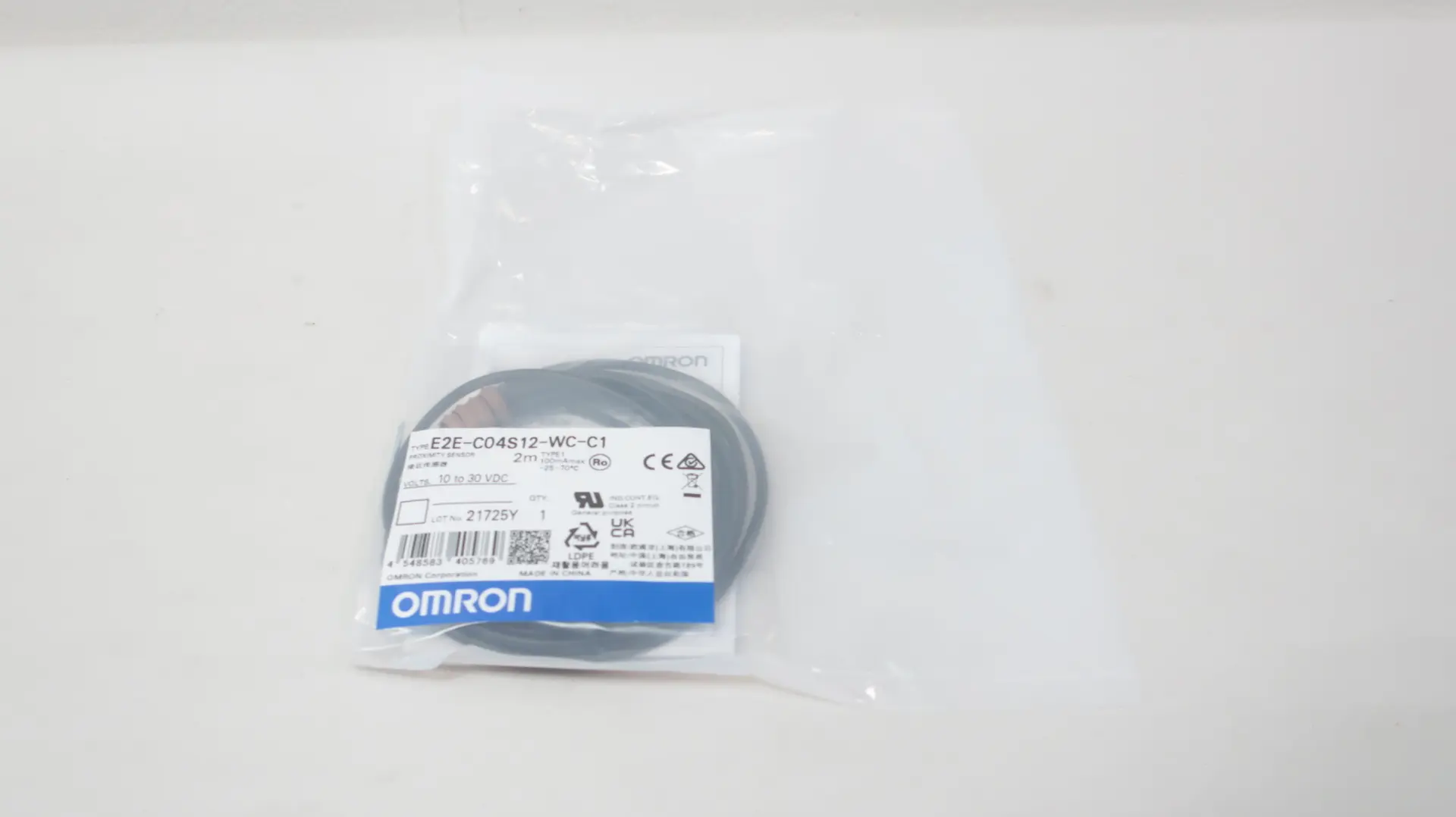 Produktfoto 1 von OMRON E2E-C04S12-WC-C1