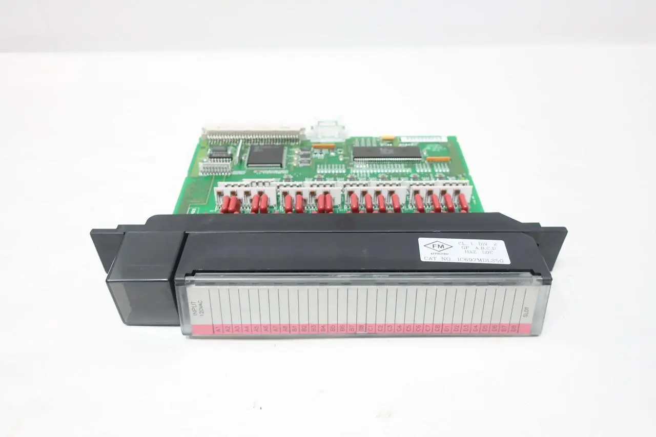 Produktfoto 1 von GE FANUC IC697MDL250E