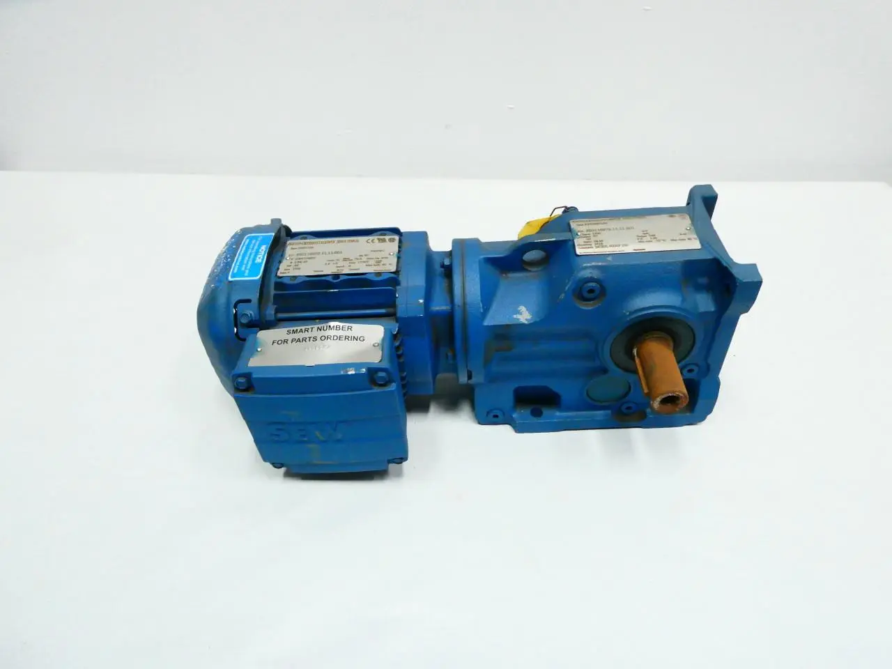 SEW EURODRIVE K37DRS7184