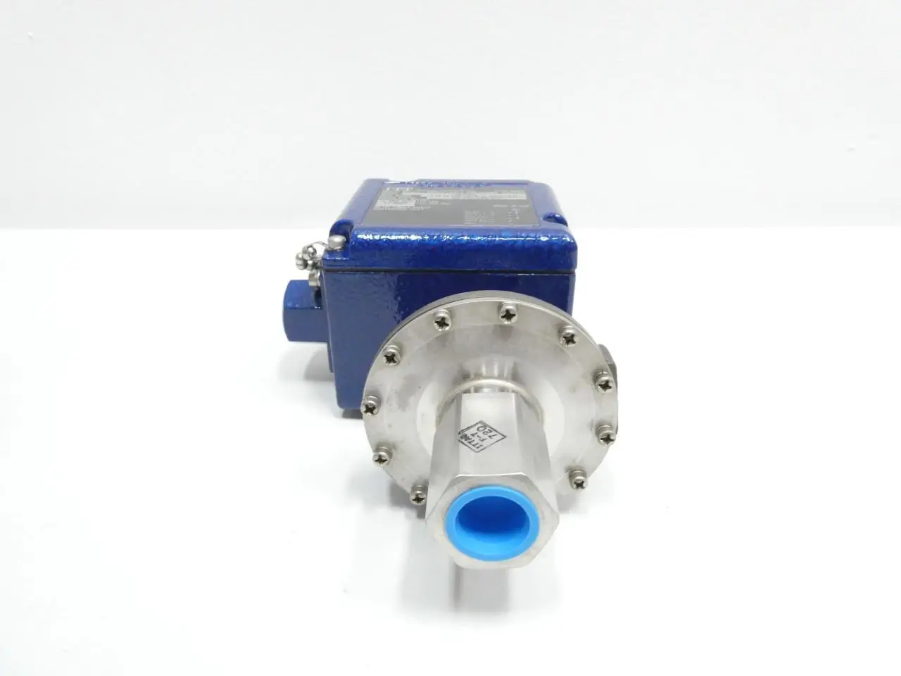Produktfoto 1 von ITT 110P44CC3