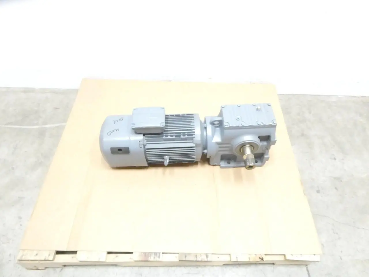Produktfoto 1 von SEW EURODRIVE S77DRN112M4/BE5