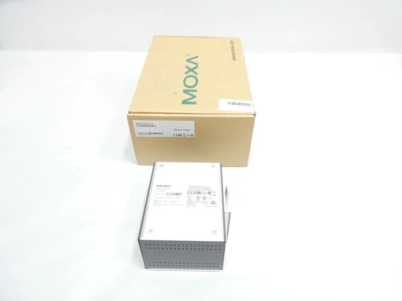 Produktfoto 1 von MOXA EDS-316