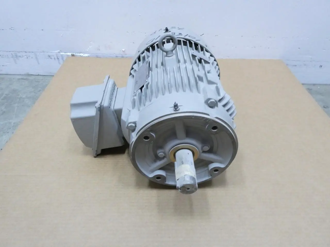 Produktfoto 1 von SIEMENS 1LE24212AA112GA3