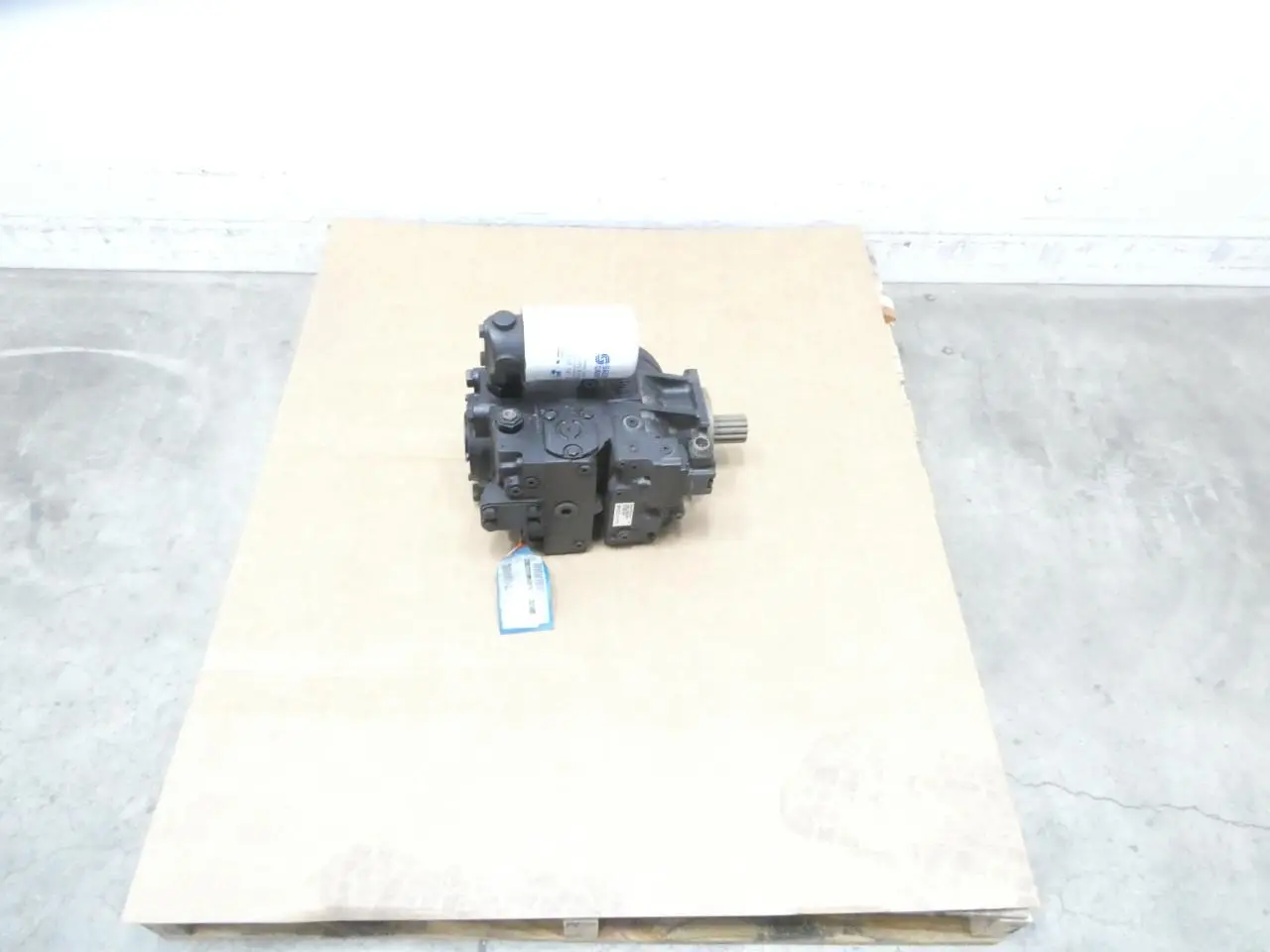 SAUER-DANFOSS 90L100KA1NN60P3F1E03GBA353524