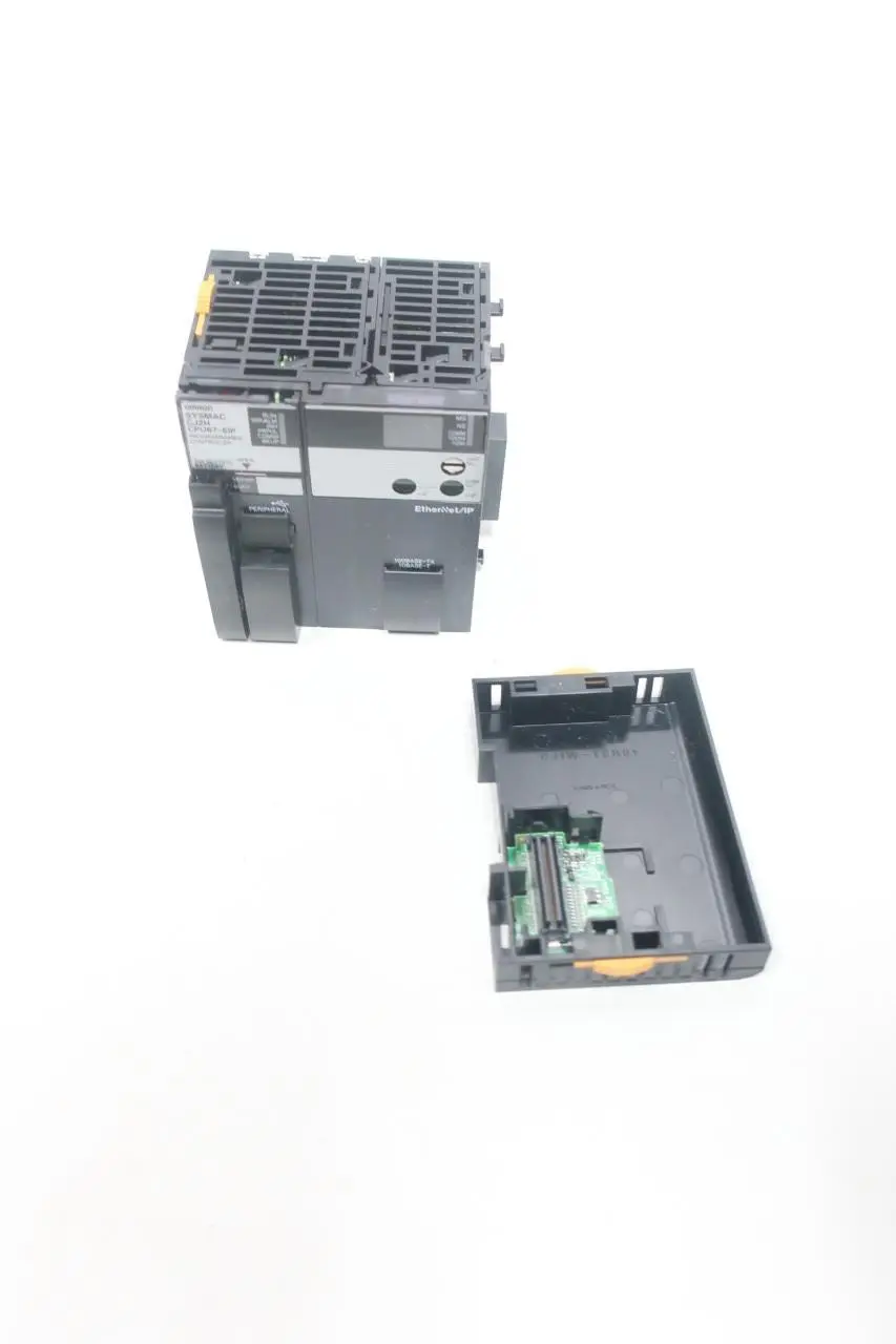 Produktfoto 1 von OMRON CJ2H-CPU67-EIP