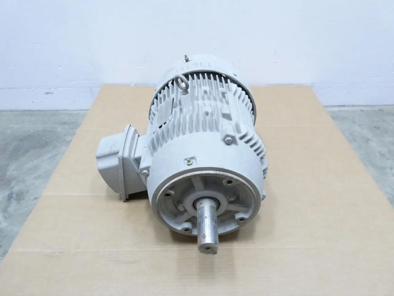 Produktfoto 1 von SIEMENS 1LE23012BC114GA3