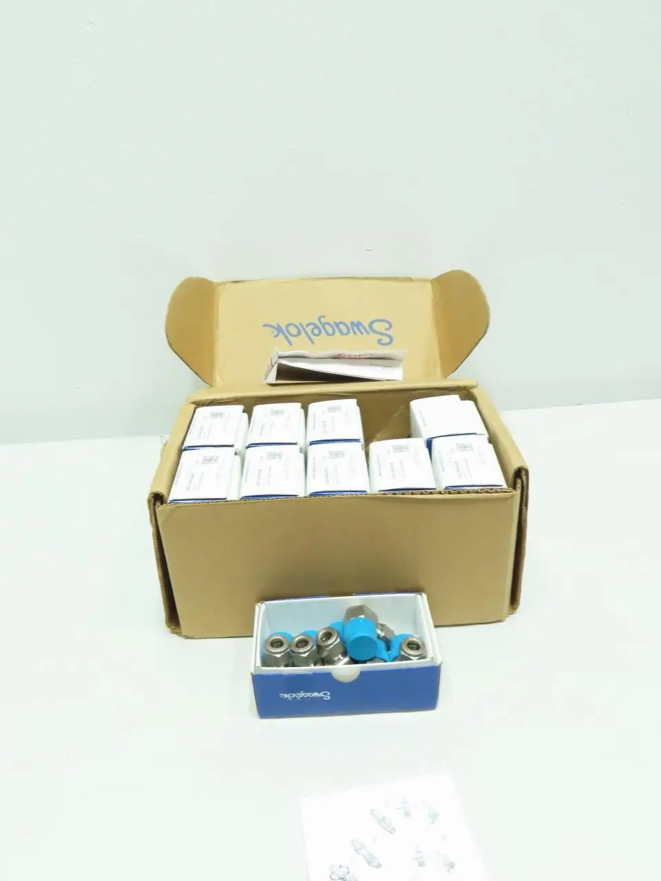 Produktfoto 1 von SWAGELOK SS-600-2-8