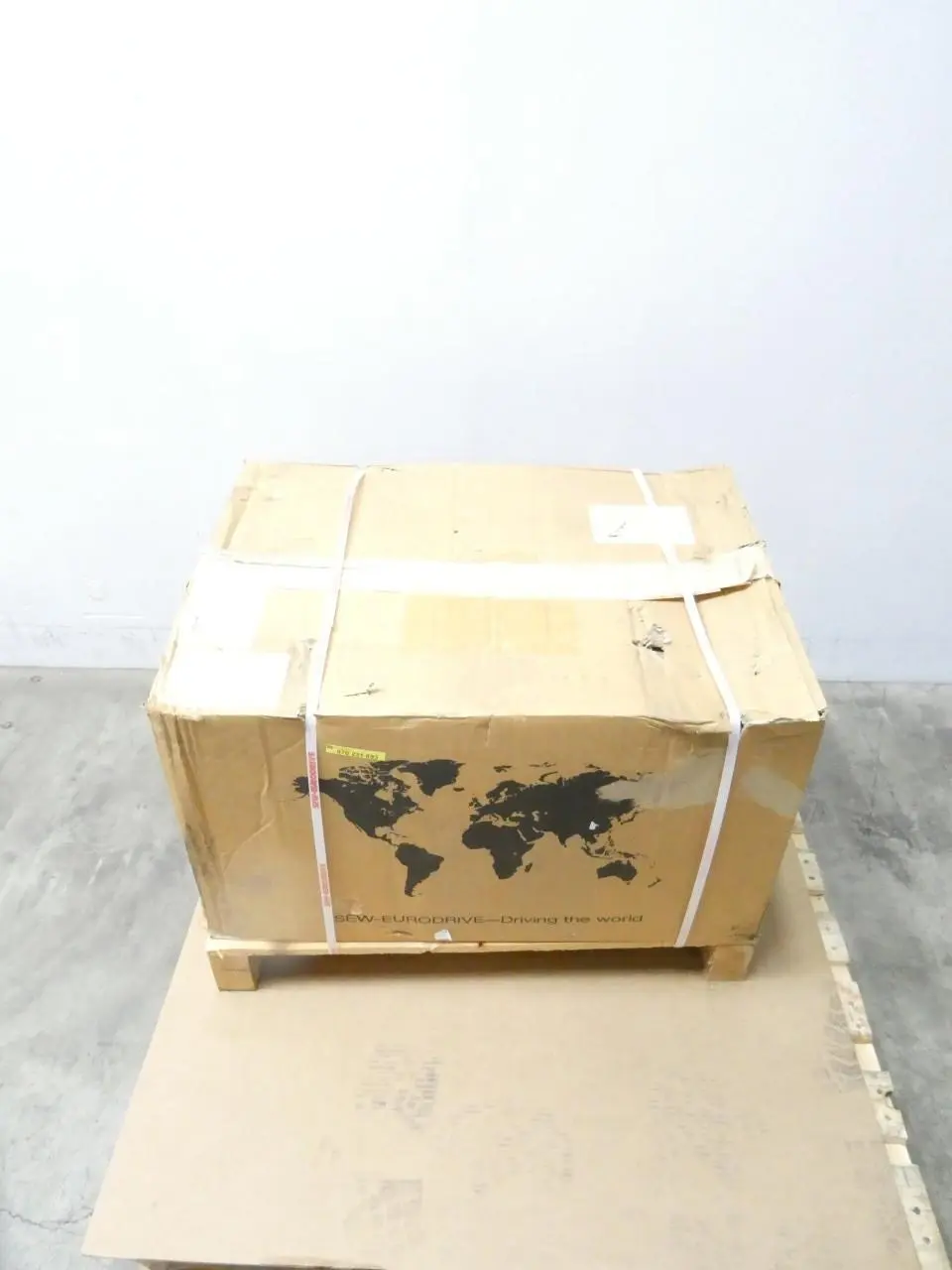 Produktfoto 1 von SEW EURODRIVE FA47 VU01 DRS80S6