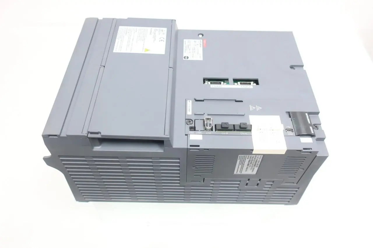 Produktfoto 1 von MITSUBISHI MR-J3-DU30KB4