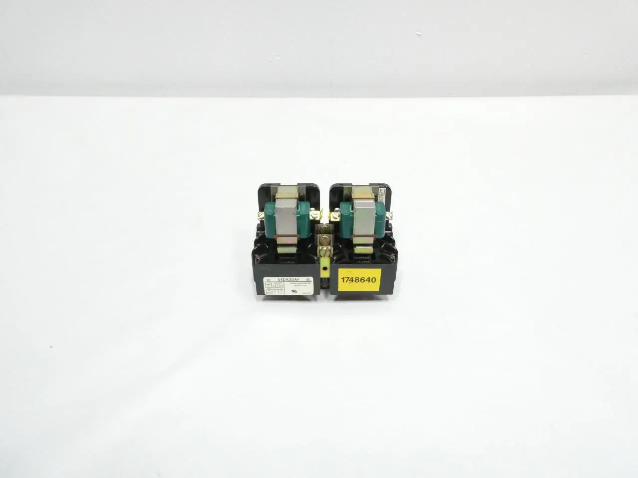 Produktfoto 1 von FURNAS 44DA30AF
