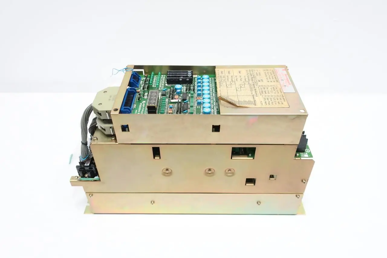 Produktfoto 1 von YASKAWA CACR-SR12TB5BM