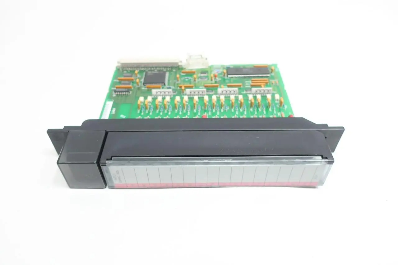 Produktfoto 1 von GE FANUC IC697MDL240