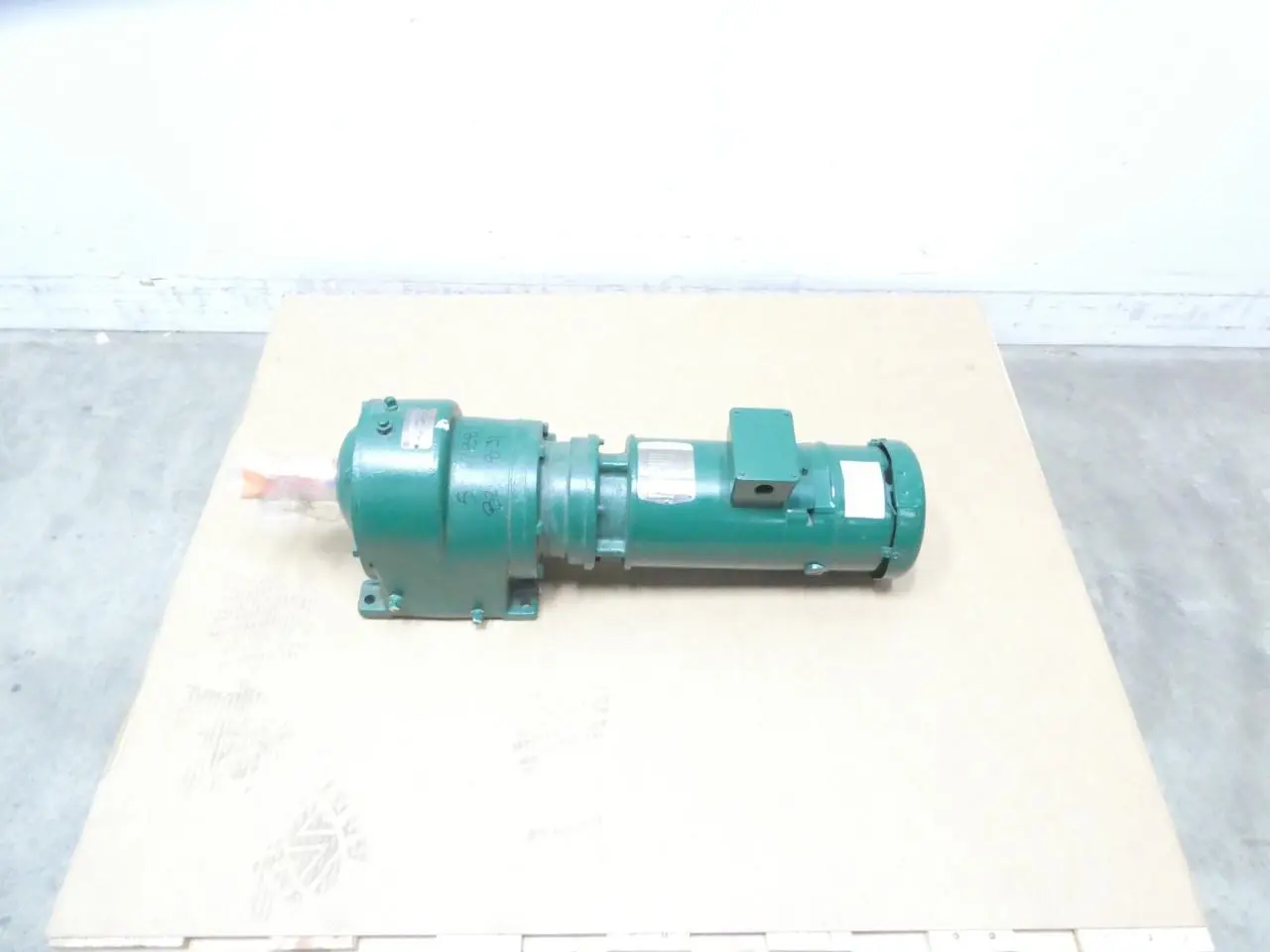 Produktfoto 1 von MASTER AP3230056 1-1/2 FB143TG4A-31.4-A1