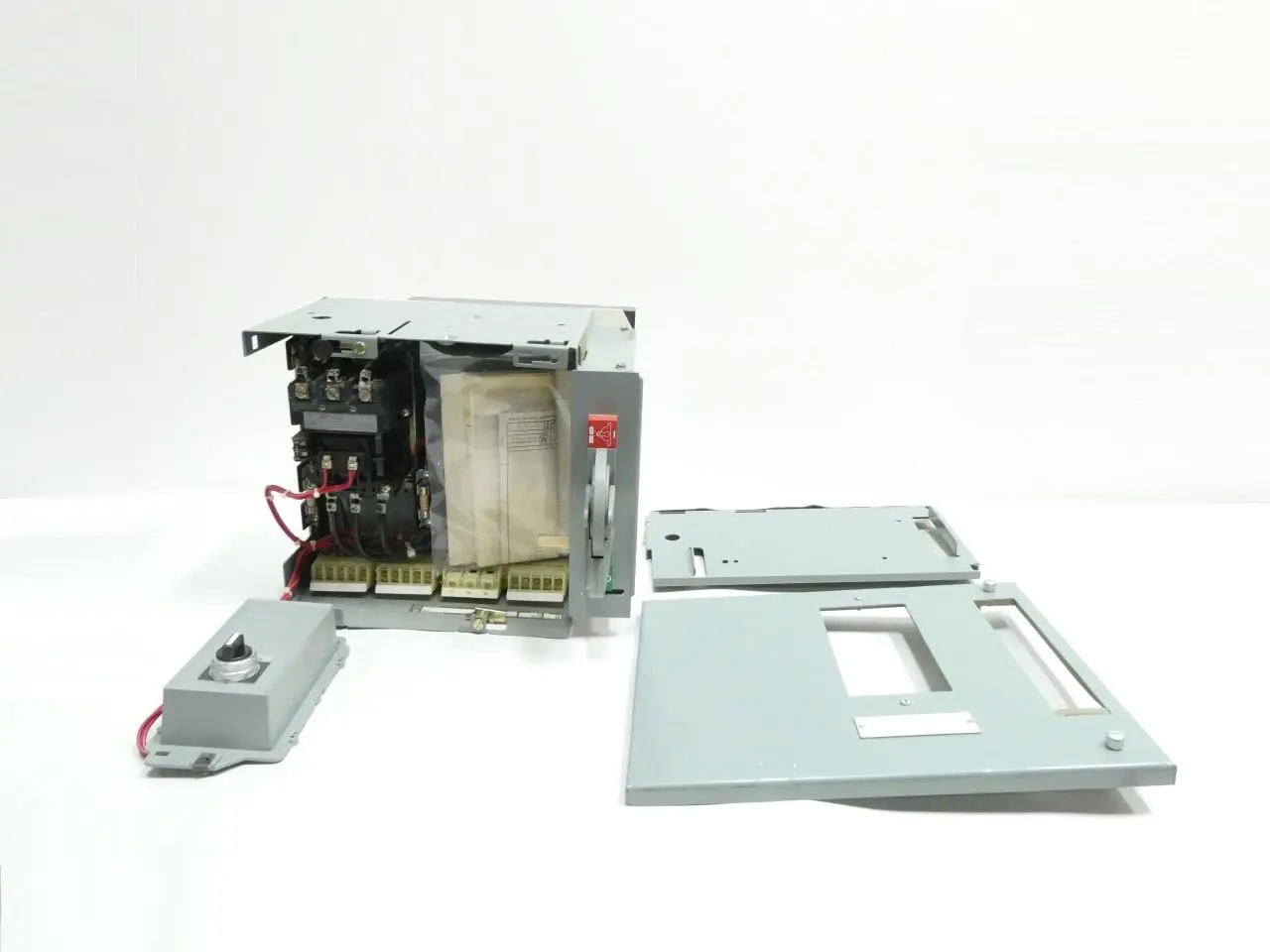 Produktfoto 1 von ALLEN BRADLEY 2102LB-M801966/8