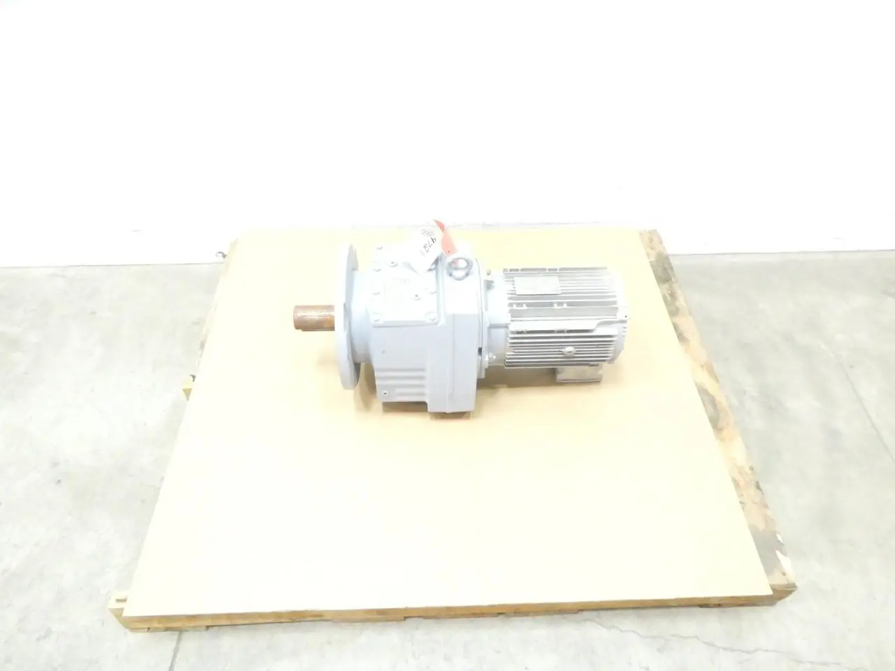 Produktfoto 1 von SEW EURODRIVE RF87DN100L4