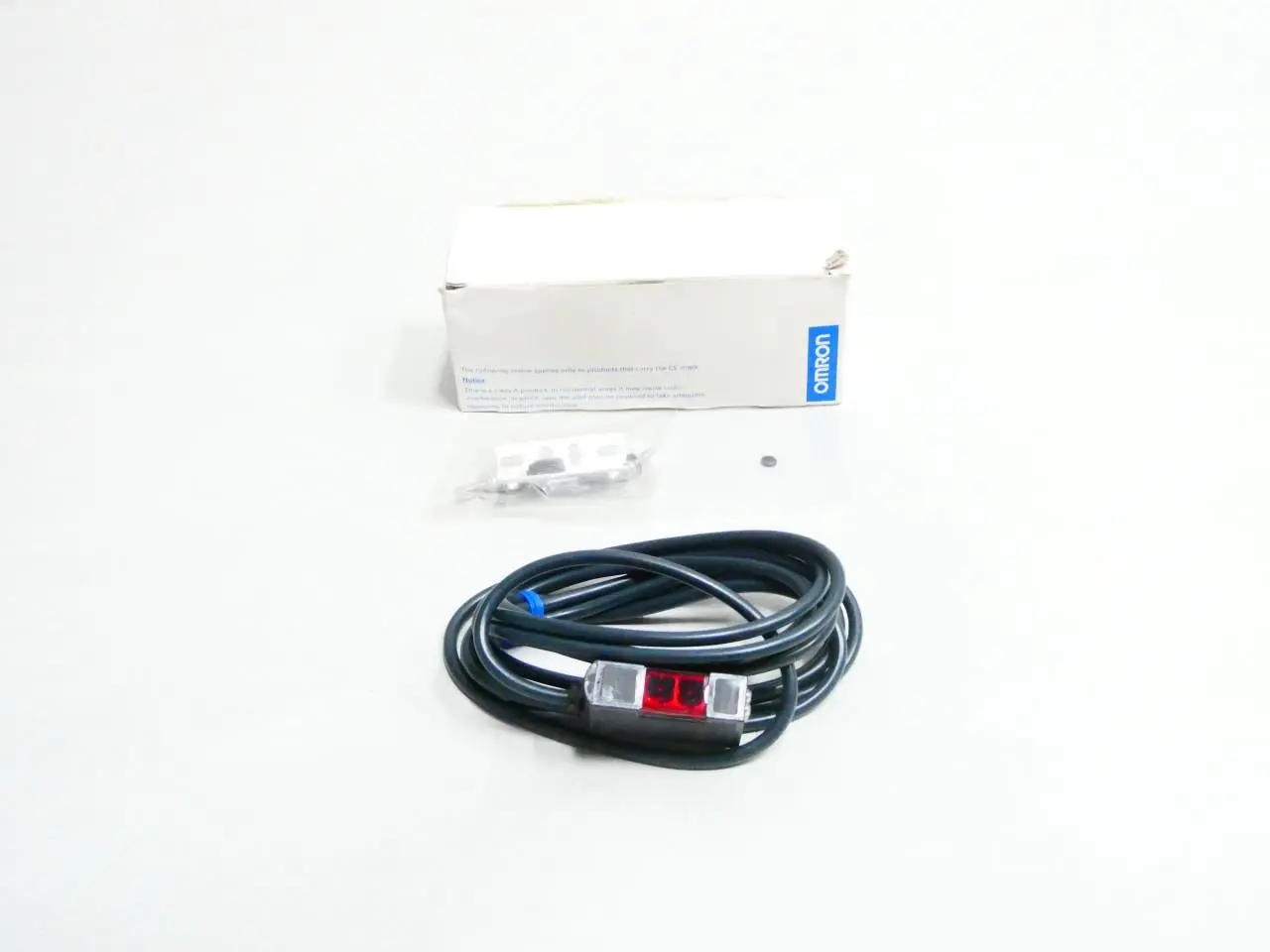 Produktfoto 1 von OMRON E3S-AD81