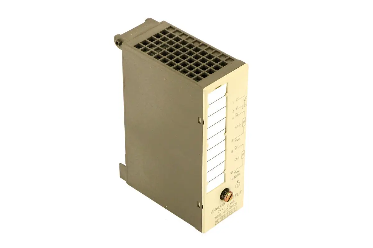 Produktfoto 1 von 6ES5470-8MC12