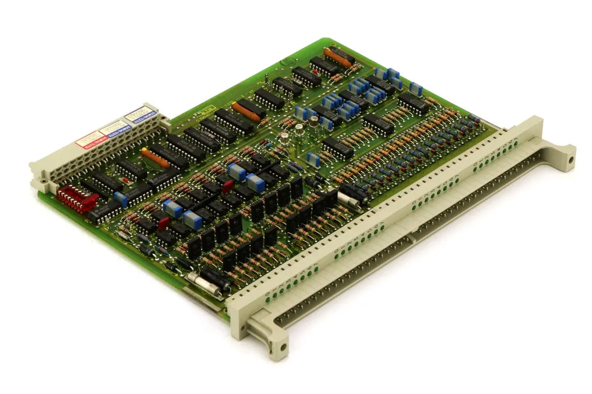 Produktfoto 1 von 6ES5482-3BA11
