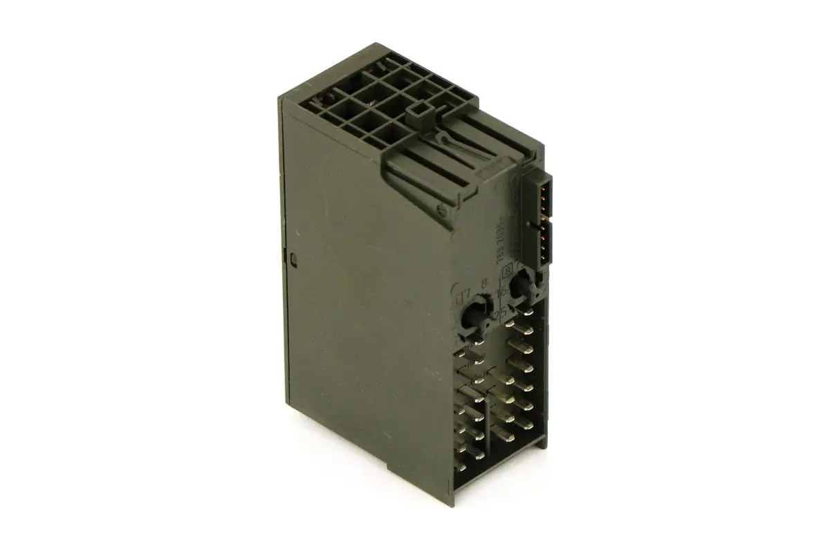 Produktfoto 1 von 6ES7138-4CF03-0AB0