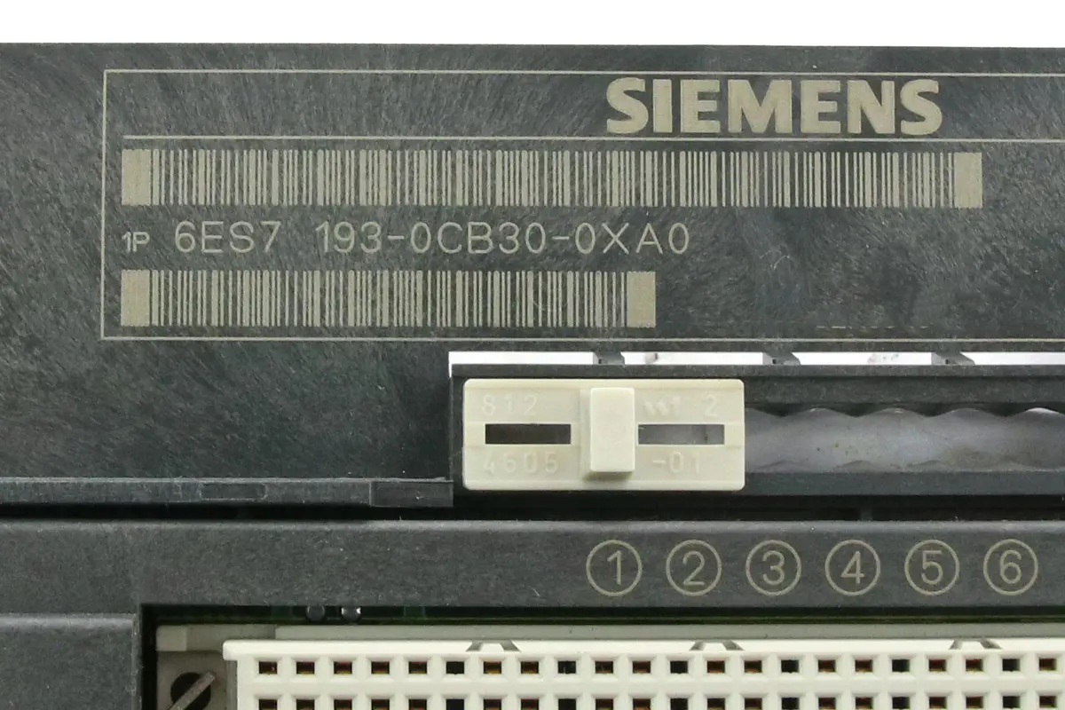 Produktfoto 1 von 6ES7193-0CB30-0XA0