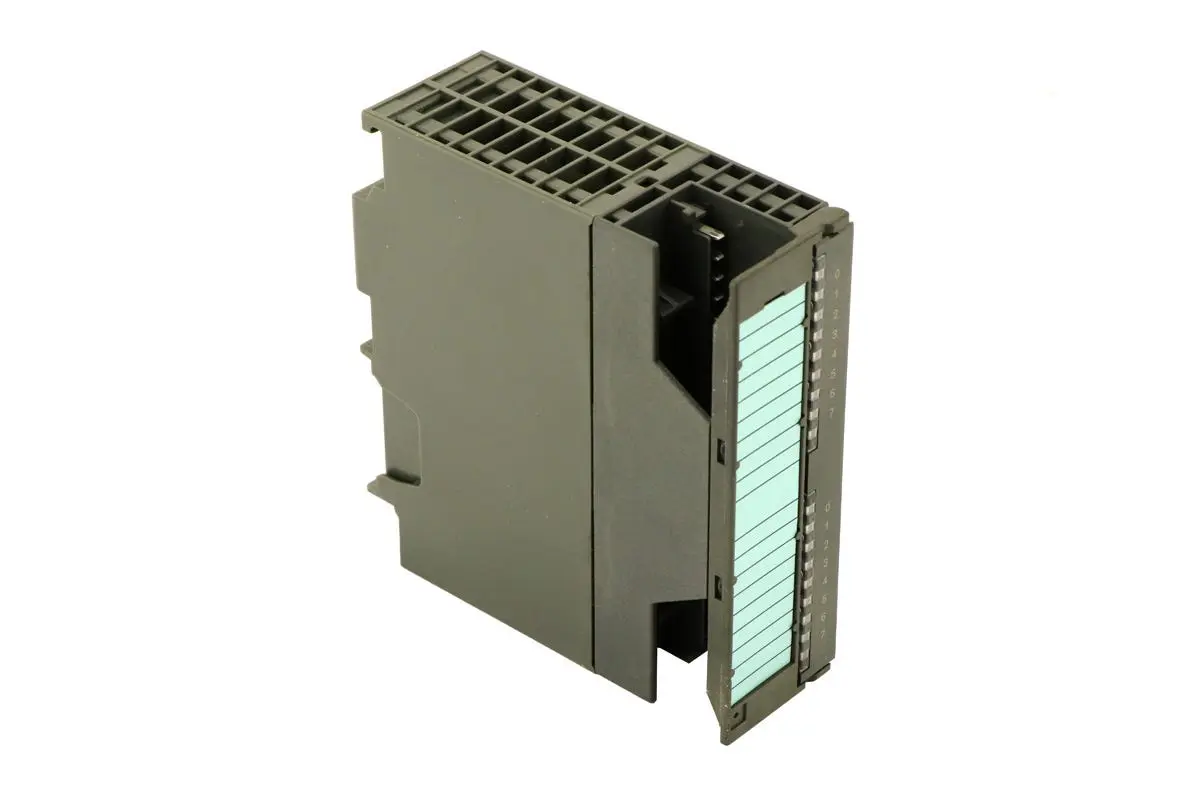 Produktfoto 1 von 6ES7322-1HH01-0AA0
