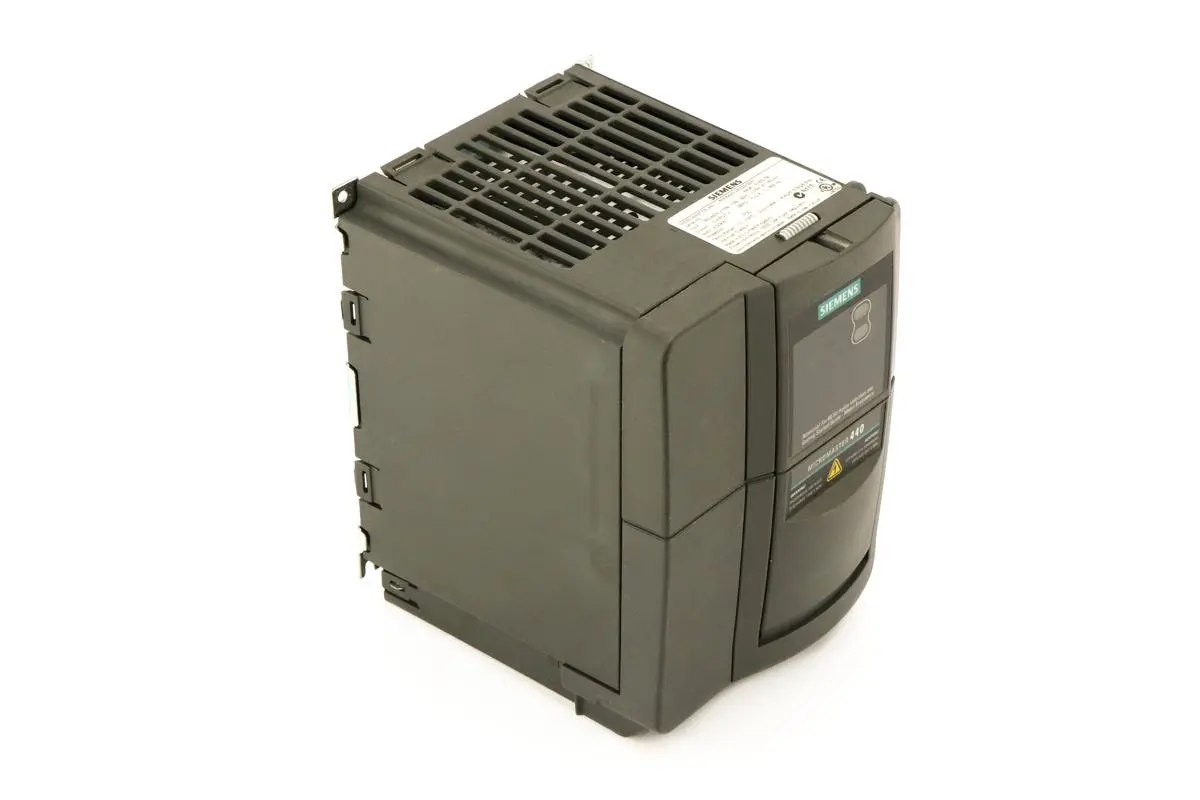 Produktfoto 1 von 6SE6440-2AD24-0BA1