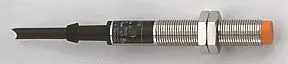 Produktfoto 1 von Ind.Sensor M12x1 L=71 Sn=4mm n.bündig S DC PNP 2m PVC IP67 3L 400Hz