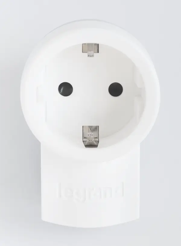 Produktfoto 1 von Stecker m.Steckdose Ultraweiß
