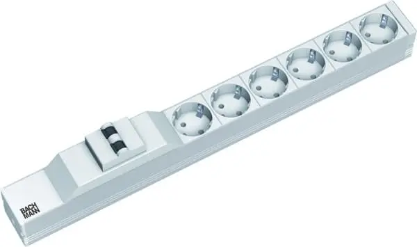 Produktfoto 1 von 19" 1HE 6xSchuko 1xLS Strom 2m Schuko