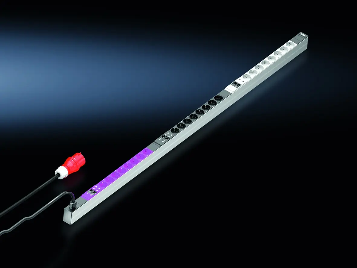 Produktfoto 1 von PDU Basic, Basis-Stromverteilung, 32A/3P CEE 24xCEE7/3 Schuko