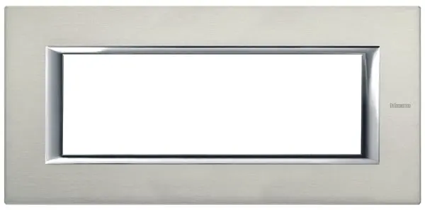 Abdeckrahmen AXOLUTE: 6 Module, Aluminium, gebürstet